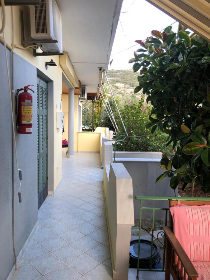 George Apartments Stoúpa Exterior foto